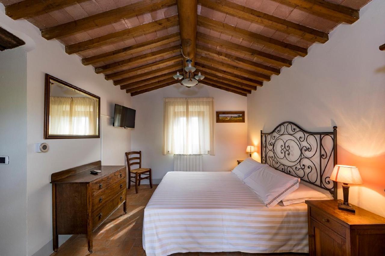 Agriturismo Podere L'Aione Скансано Экстерьер фото