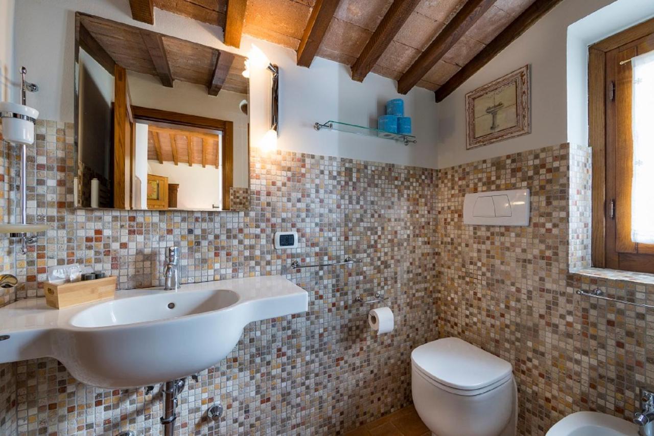 Agriturismo Podere L'Aione Скансано Экстерьер фото